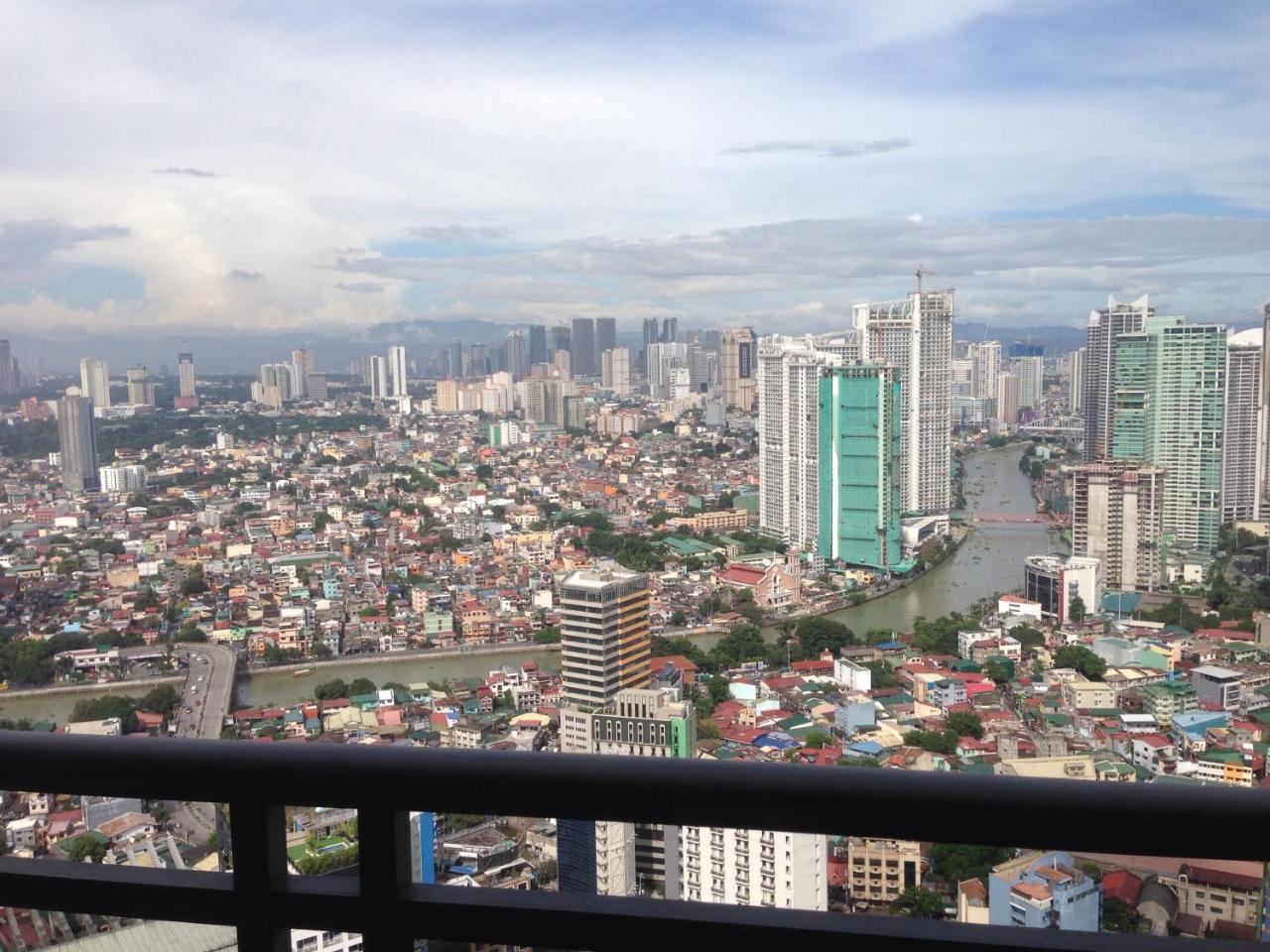 Seven Doors Aparthotels In Gramercy Makati Makati City Luaran gambar