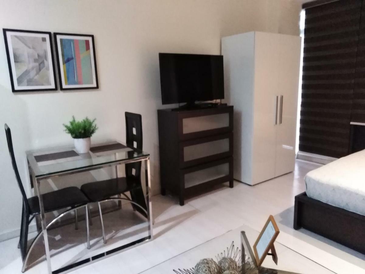 Seven Doors Aparthotels In Gramercy Makati Makati City Luaran gambar